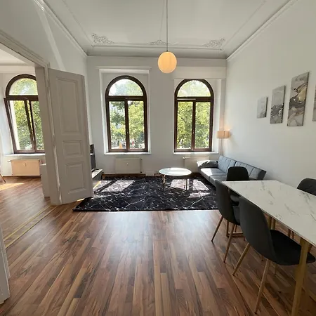 Direkt An Der Arena, Waldstrasse شقة لبسيا