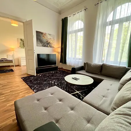 Direkt An Der Arena, Waldstrasse * Λειψία