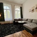 Appartement Direkt An Der Arena, Waldstrasse