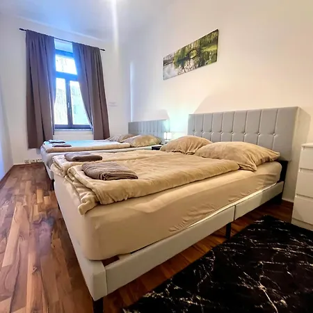 Direkt An Der Arena, Waldstrasse Apartament *