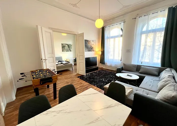 Direkt An Der Arena, Waldstrasse Lipsk